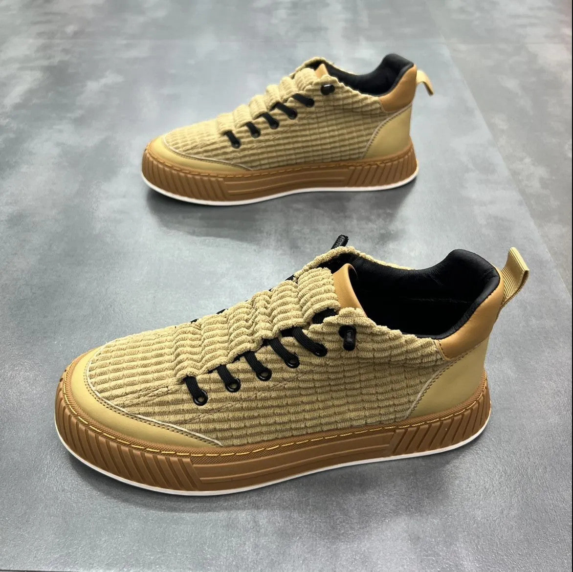 2023 Men's Breathable All-Match Niche Casual Sports Shoes