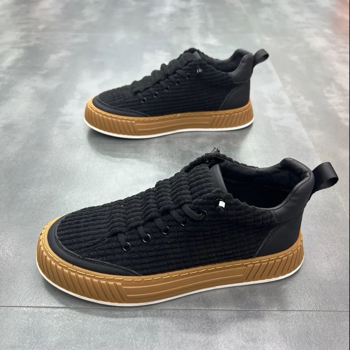 2023 Men's Breathable All-Match Niche Casual Sports Shoes