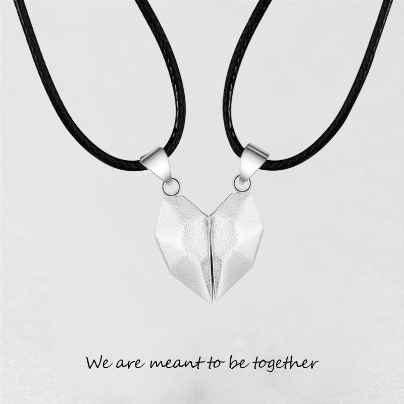 Magnetic Heart Couple Necklace