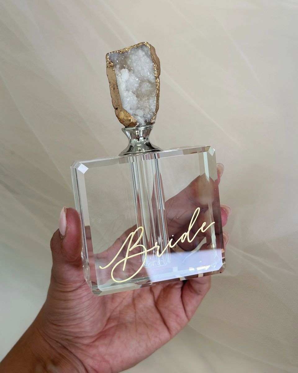 CUSTOM WHITE AGATE PERFUME BOTTLE