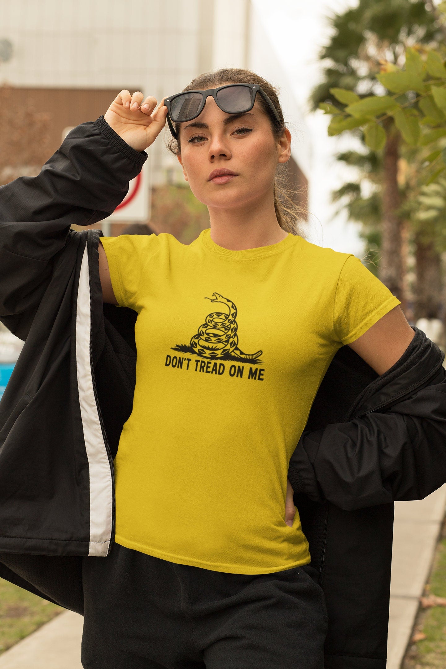 ''Don't Tread on Me'' T-shirt