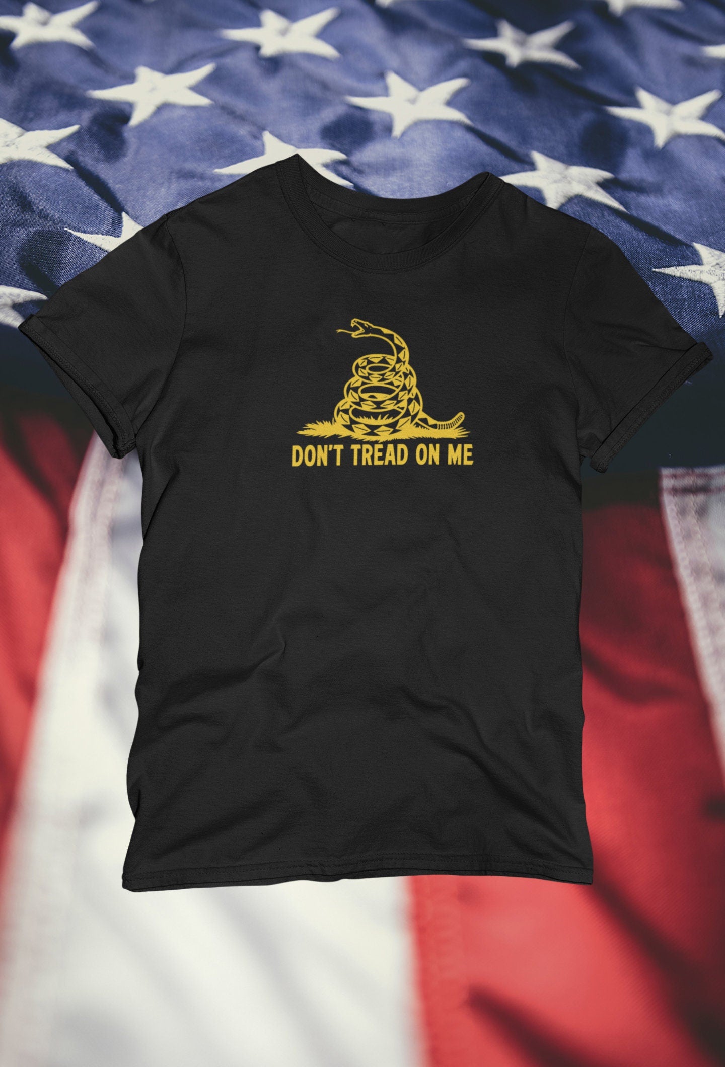 ''Don't Tread on Me'' T-shirt