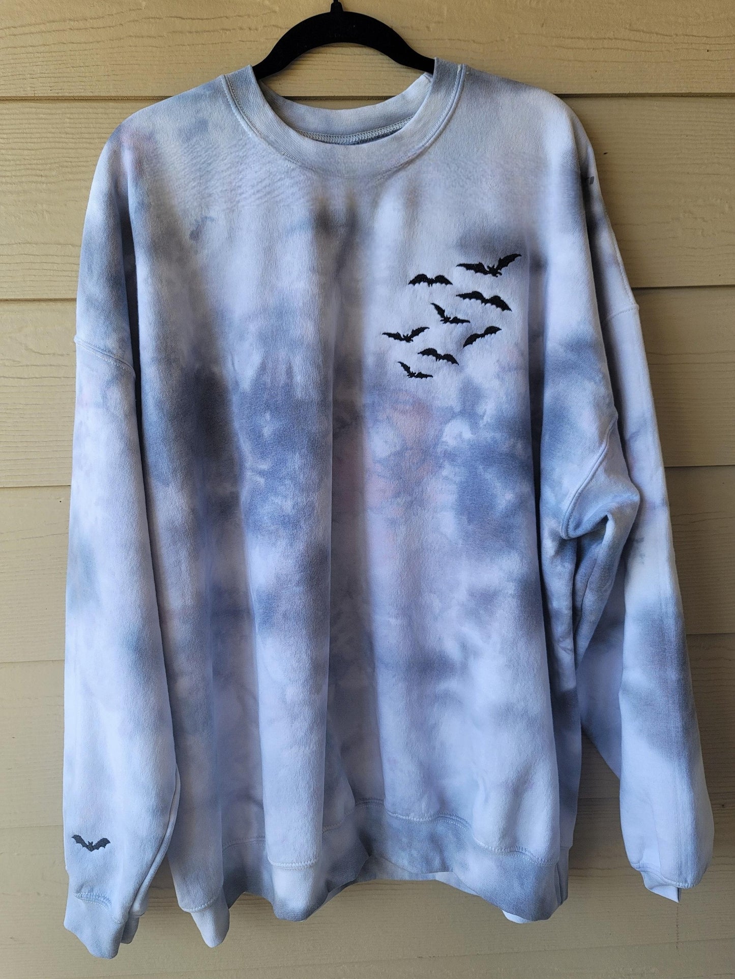 Embroidered Tie-Dye Bat Halloween Crew Neck Sweatshirt