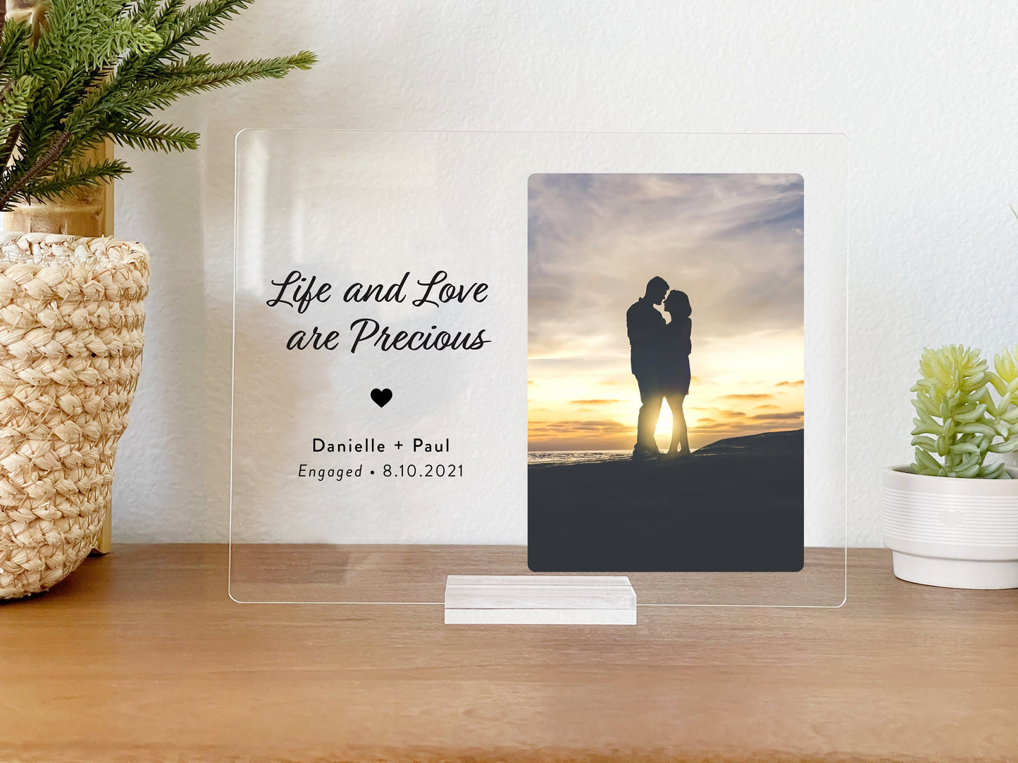 Custom Engagement Frame Gifts for CoupleⅠ