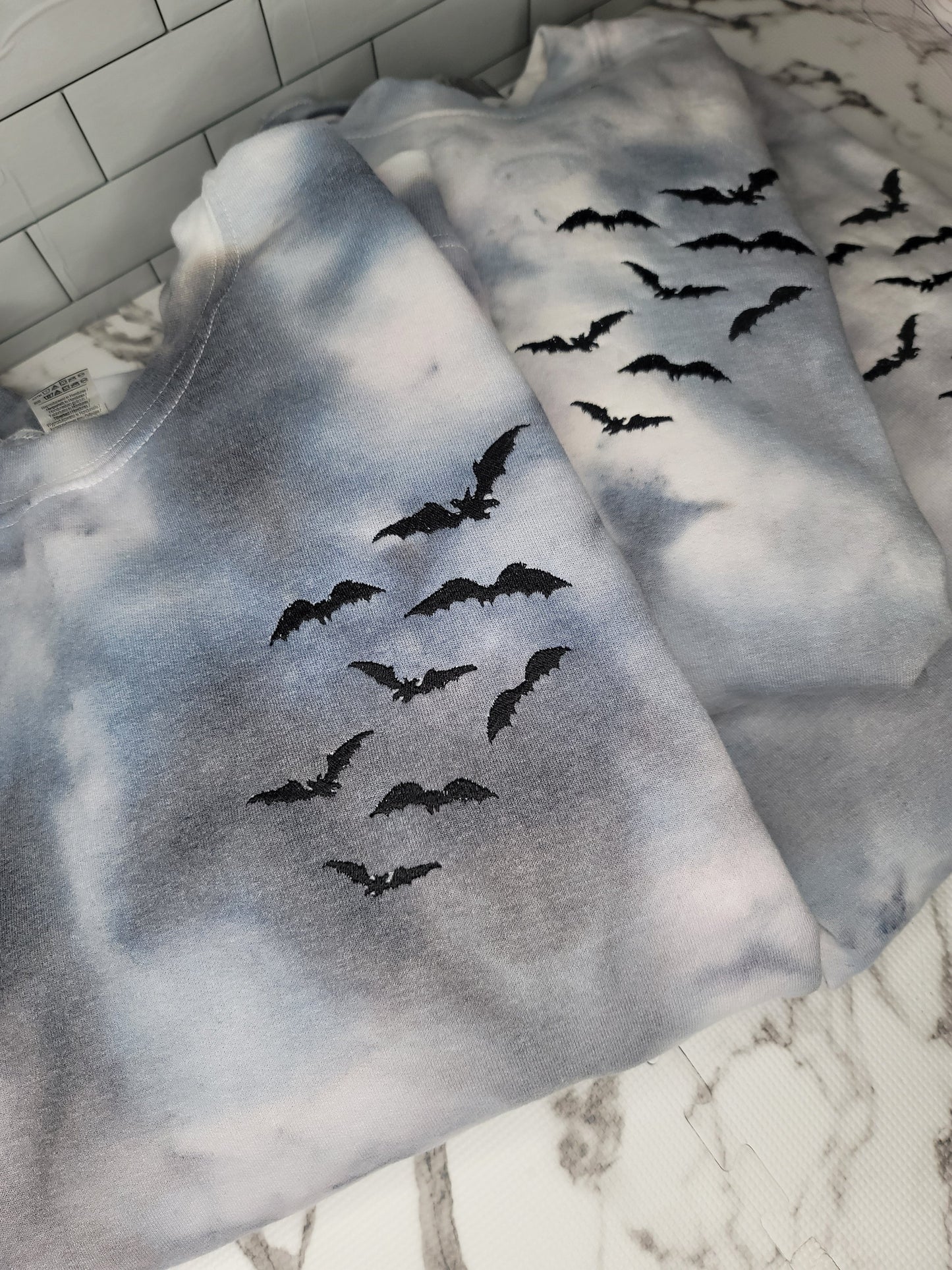 Embroidered Tie-Dye Bat Halloween Crew Neck Sweatshirt