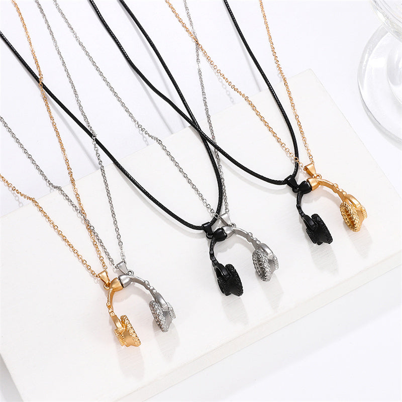 Magnetic Vintage Headphones Couple Neckla