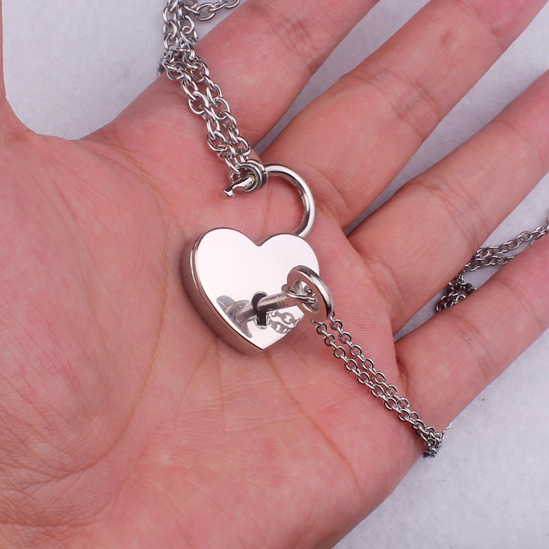 Unlockable Personalized Couple Lock Necklace