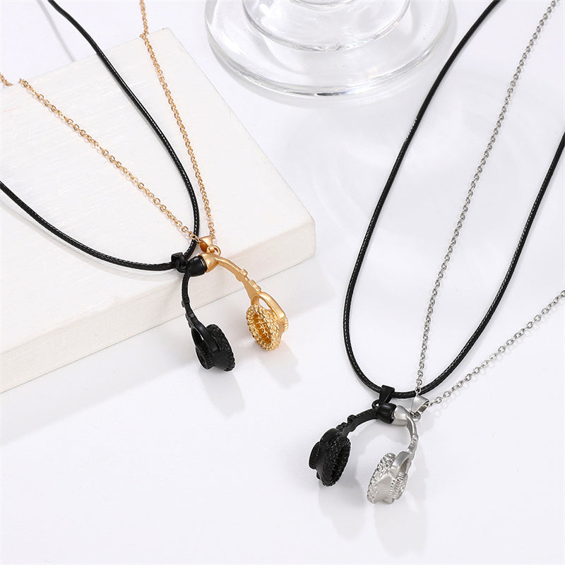 Magnetic Vintage Headphones Couple Neckla